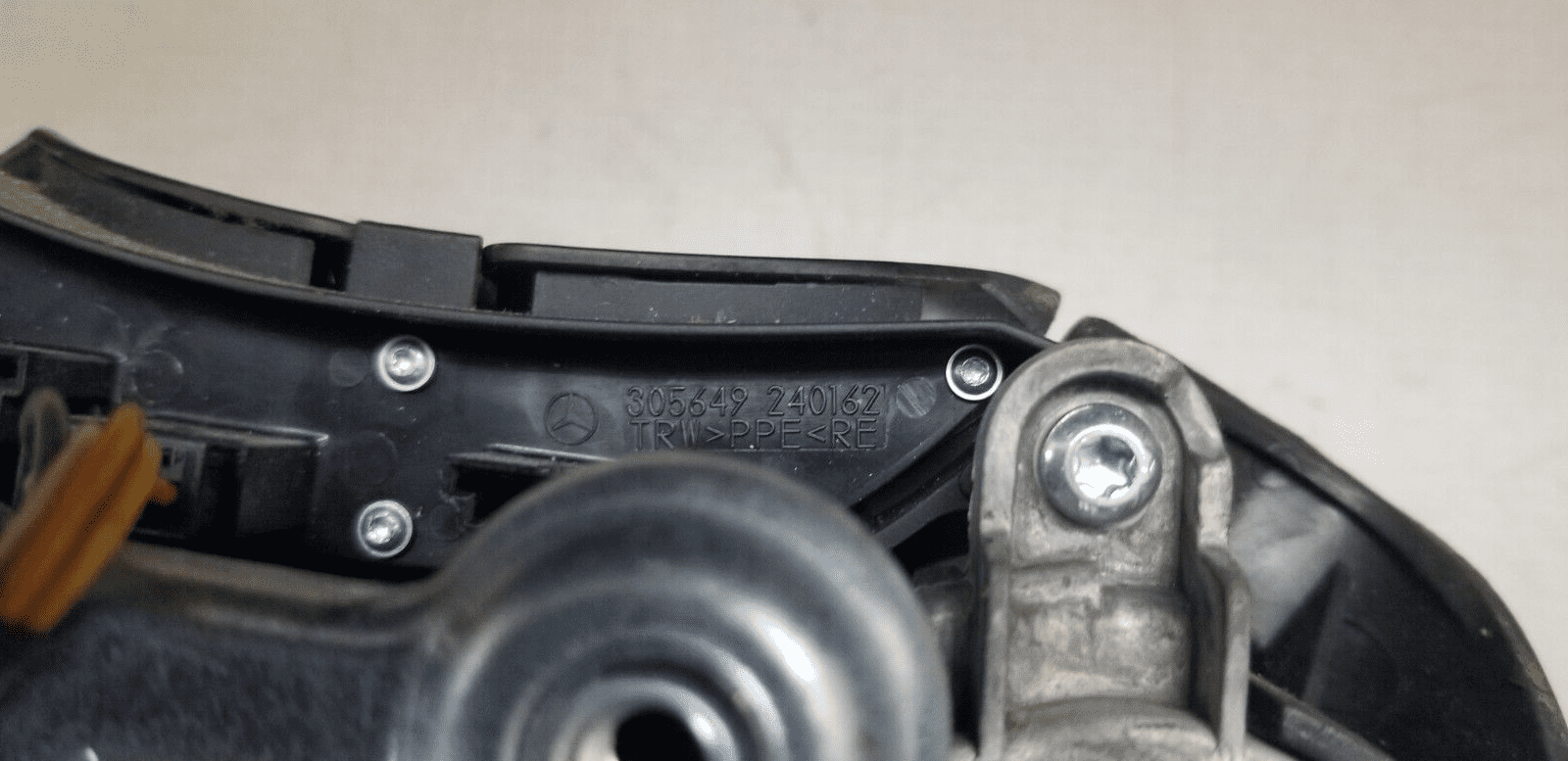 Mercedes-Benz Sprinter W906 Multifunctional Steering Wheel Airbag A9068601302 - Image 5