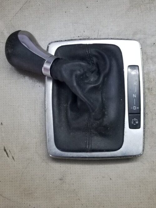 Mercedes C220 W204 2012 AUTOMATIC Gear Stick & Trim A2042674988