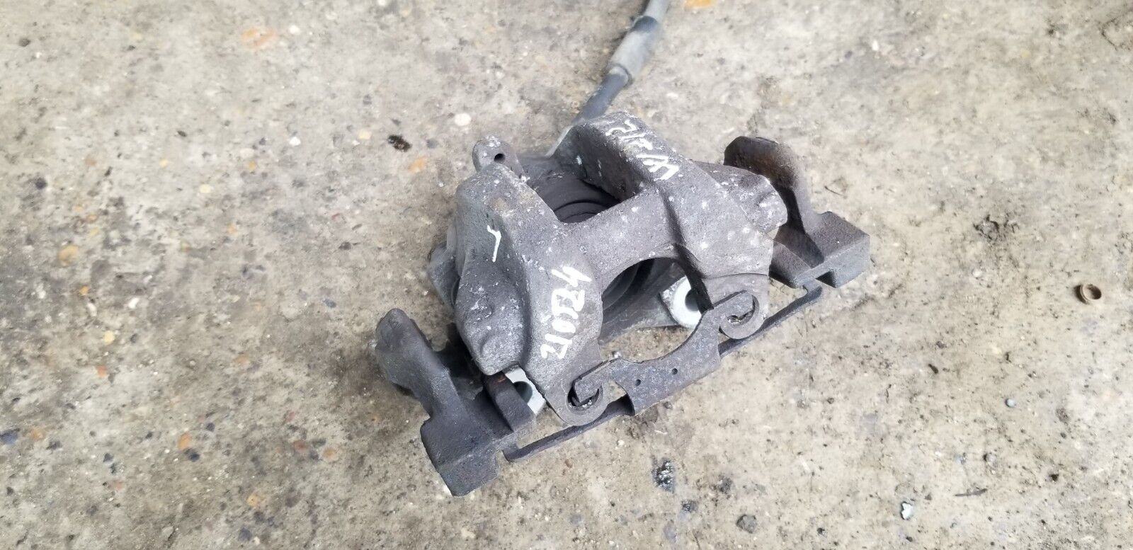 Mercedes E CLASS REAR BRAKE CALIPER LEFT REAR W212 2015 E220 CDI BRAKE CALIPER - Image 6