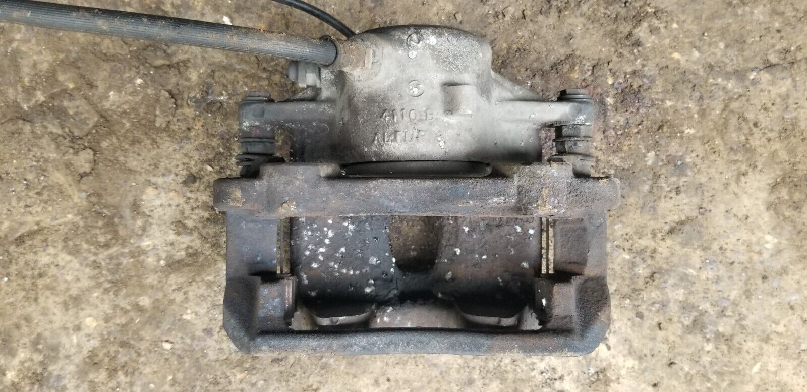 Mercedes Benz E Class Brake Caliper Right Front E220 W212 OSF Brake Caliper 2015 |O - Image 4