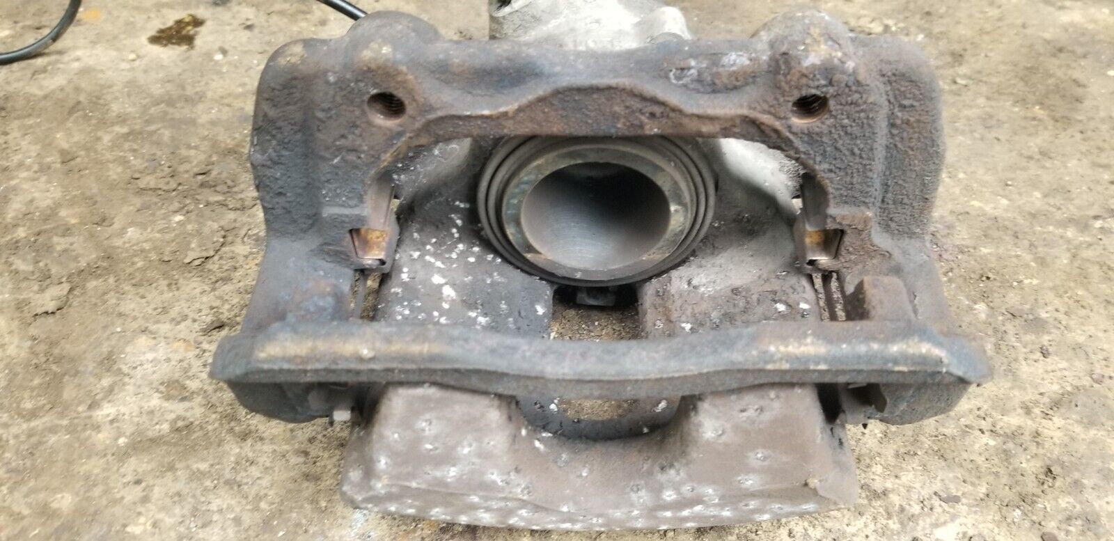 Mercedes Benz E Class Brake Caliper Right Front E220 W212 OSF Brake Caliper 2015 |O - Image 5