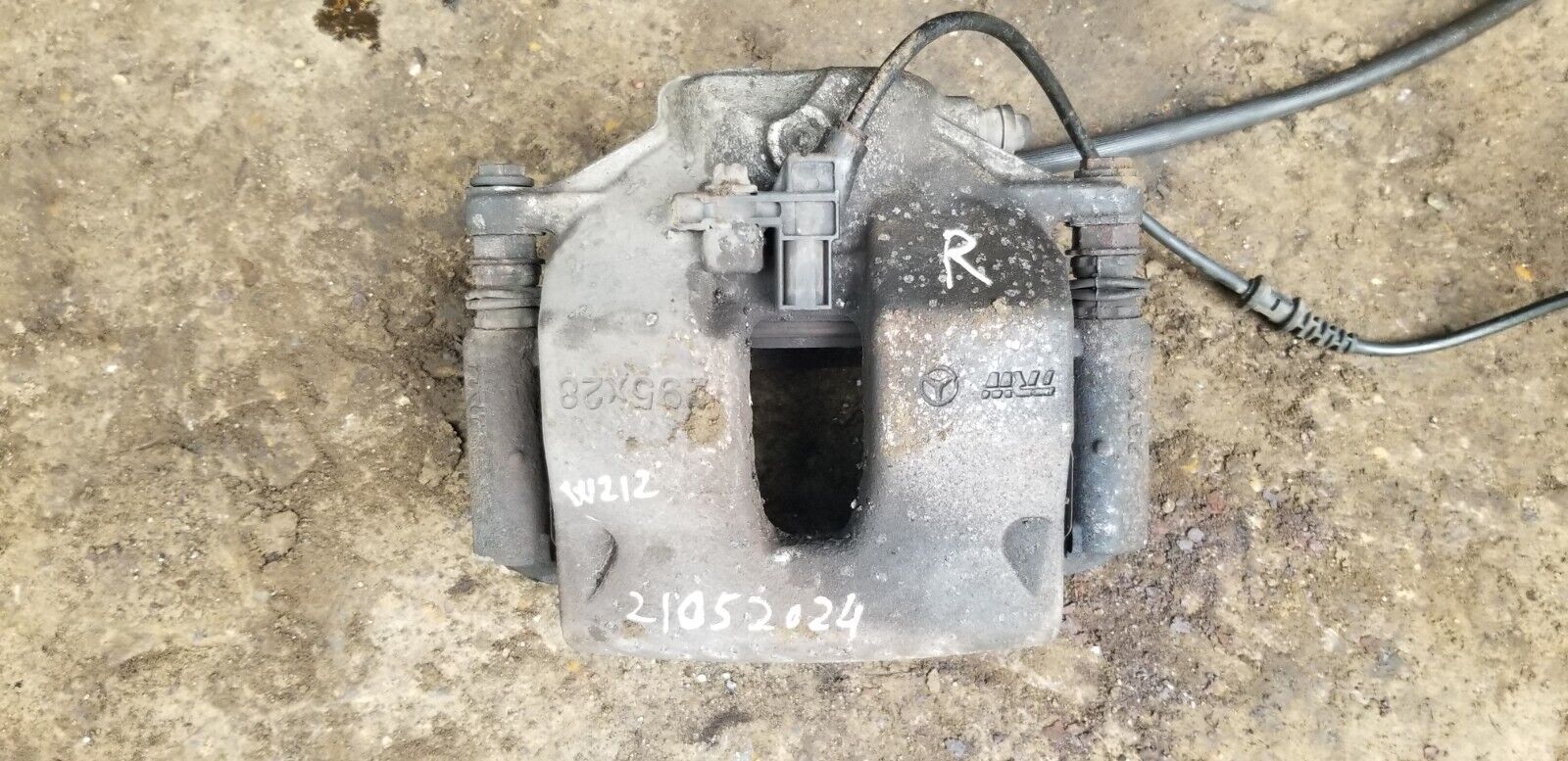 Mercedes Benz E Class Brake Caliper Right Front E220 W212 OSF Brake Caliper 2015 |O