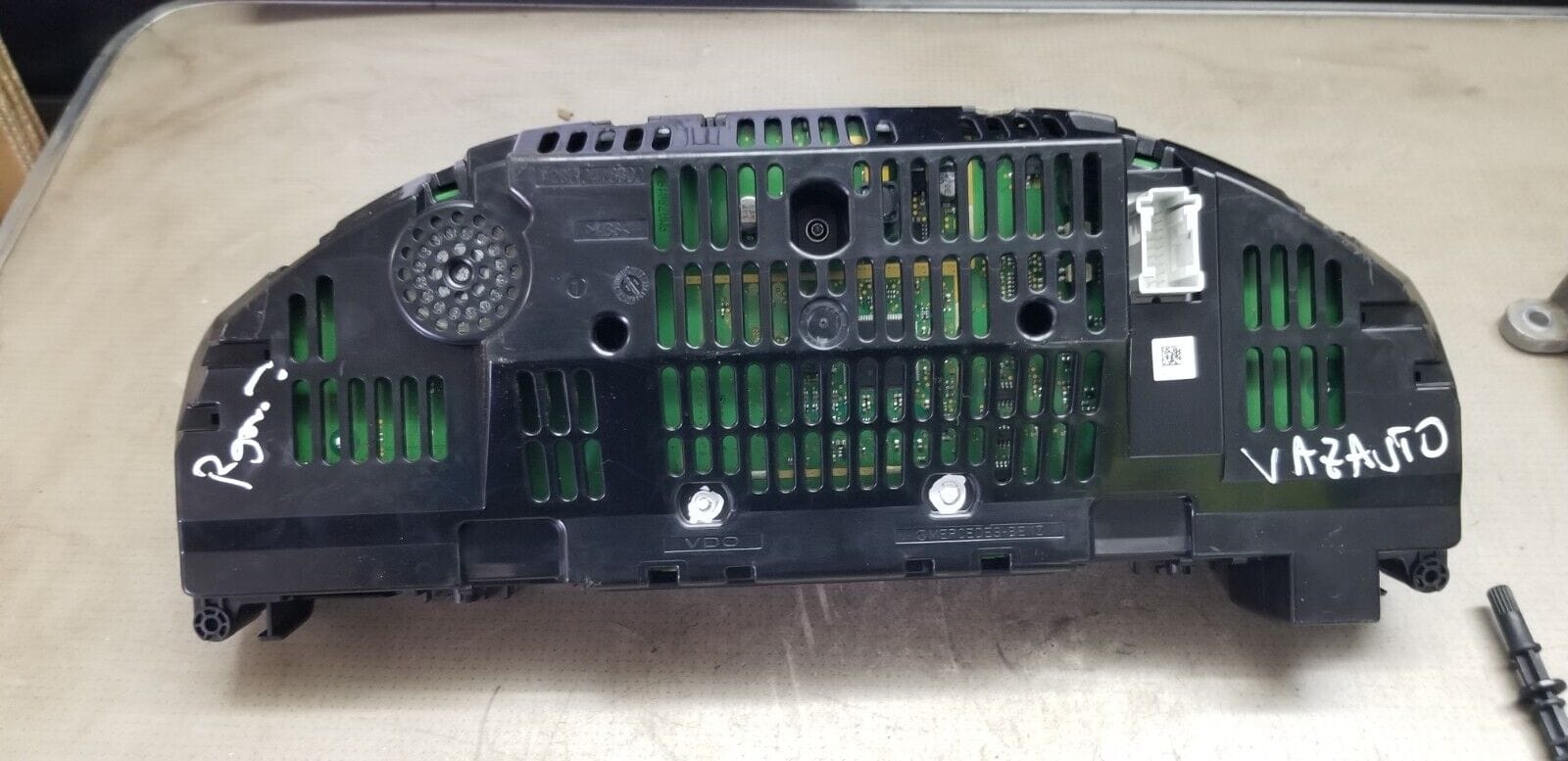 Mercedes E W212 Instrument Cluster Speedometer A2129004313 E250 2.1 CDI 2012 - Image 7