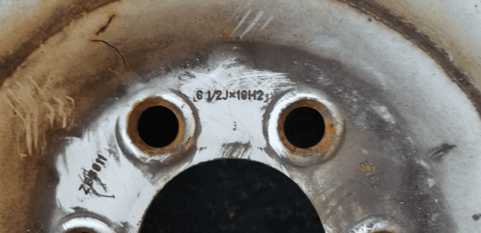 Mercedes Sprinter Steel Wheel with Tyre 235/65R/16C |O - Image 5