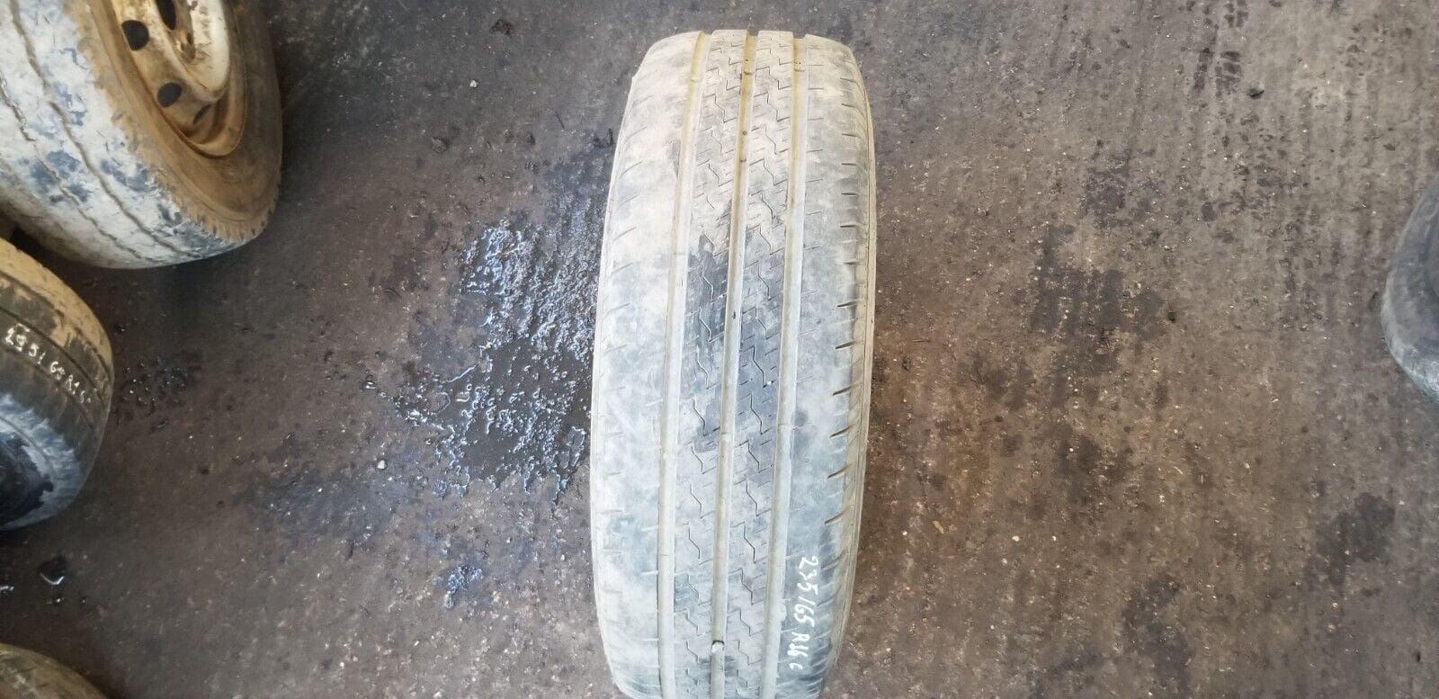 Mercedes Sprinter Steel Wheel with Tyre 235/65R/16C |O - Image 9