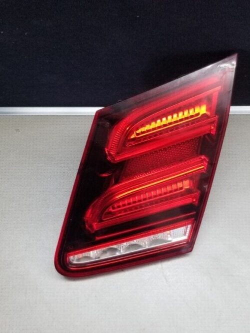 Mercedes W212 Trunk Lid Boot Light Rear Lamp Right O/S A2129061003