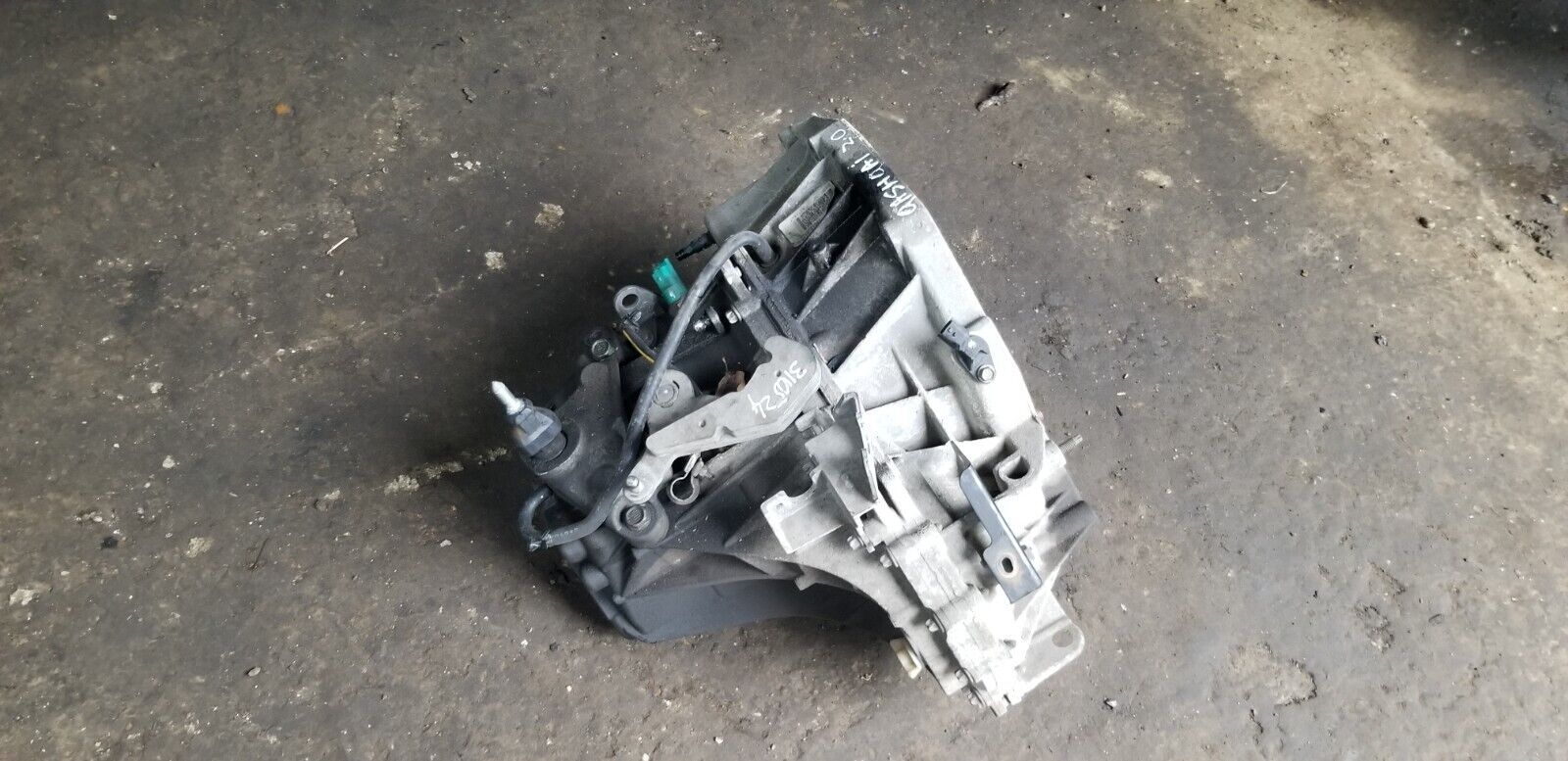Nissan Qashqai J10 1.5 Diesel 6 Speed Manual Gearbox Transmission 2011 - Image 4
