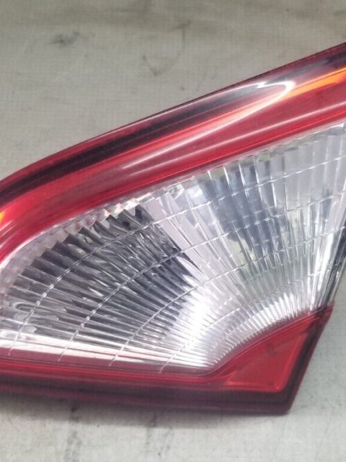 Nissan Qasqhqai J10 2010 - 2013 Drivers Side Rear Tailgate Brake Light 89503209 |O