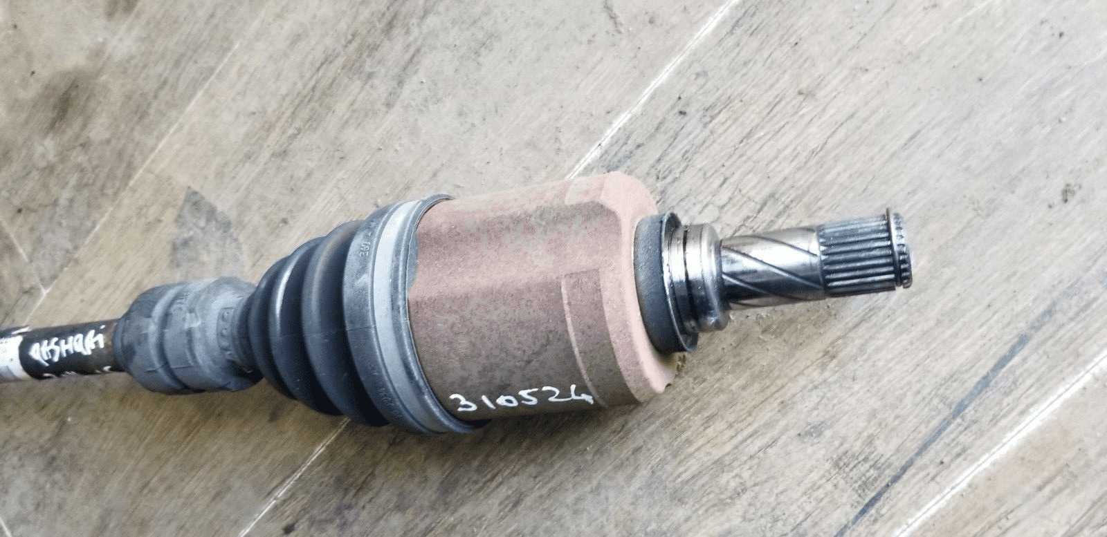 Nissan Qashqai Passenger Side Nearside Driveshaft 2011 1.5L Diesel Manual - Image 4
