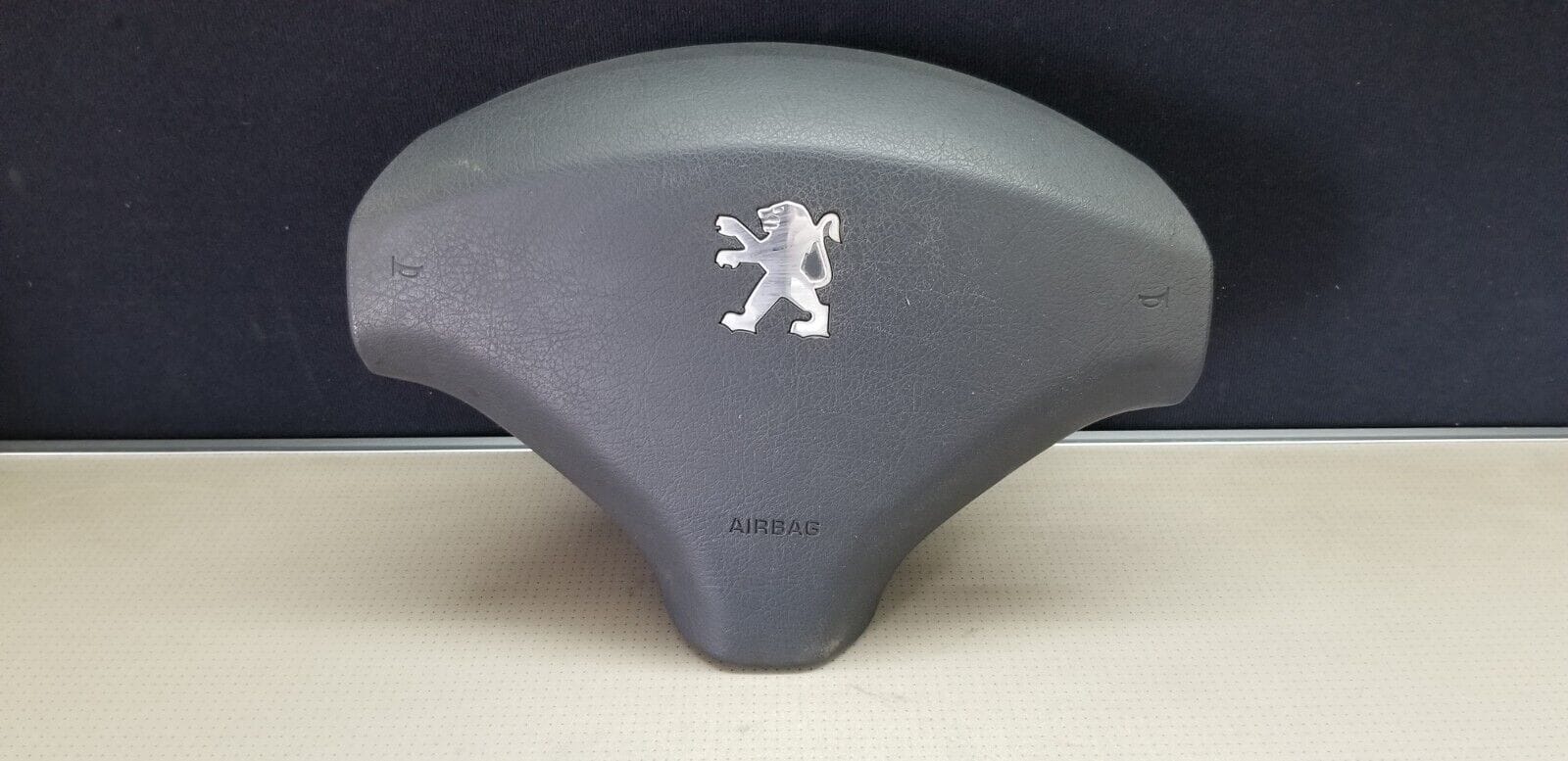 PEUGEOT 308 STEERING WHEEL DRIVERS AIR BAG 96810154ZD 2008-2012