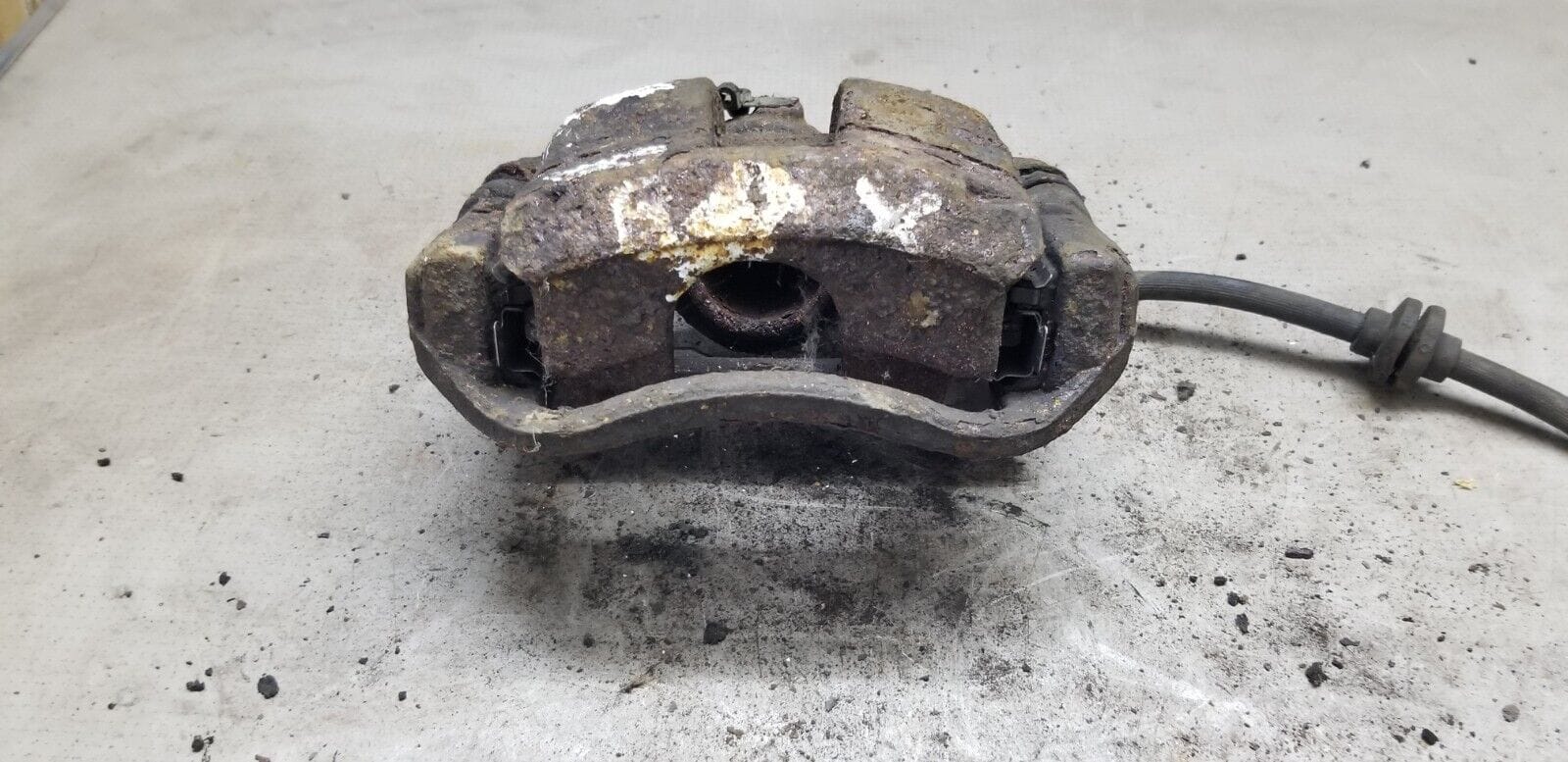 Peugeot Boxer Passenger Nearside Rear Brake Caliper 2.0HDI 2016 - Image 3