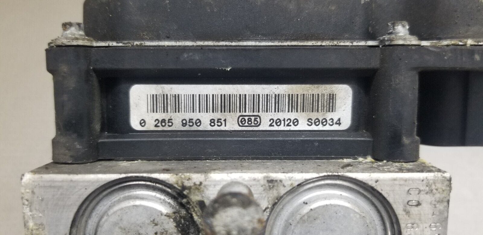 Renault Master Movano Abs Pump 2.3 476606800R Bosch 0265950851 - Image 4