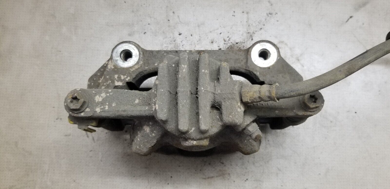 RENAULT TRAFIC 1.6 DIESEL PASSENGERS SIDE FRONT BRAKE CALIPER NSF 2015 - 2019 - Image 3