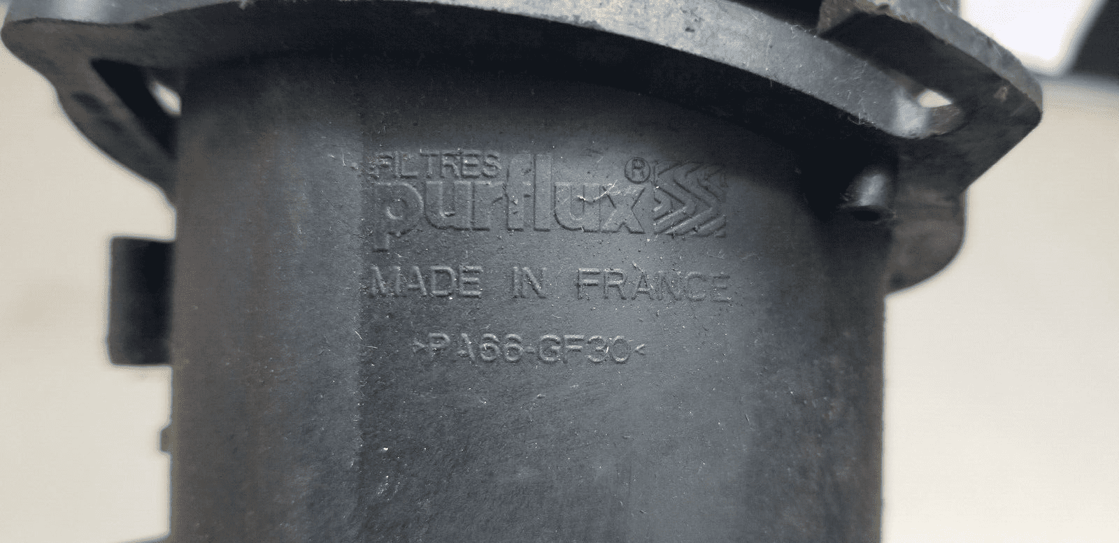 RENAULT TRAFIC 2.0 DIESEL FUEL FILTER HOUSING 8200780972 - Image 4