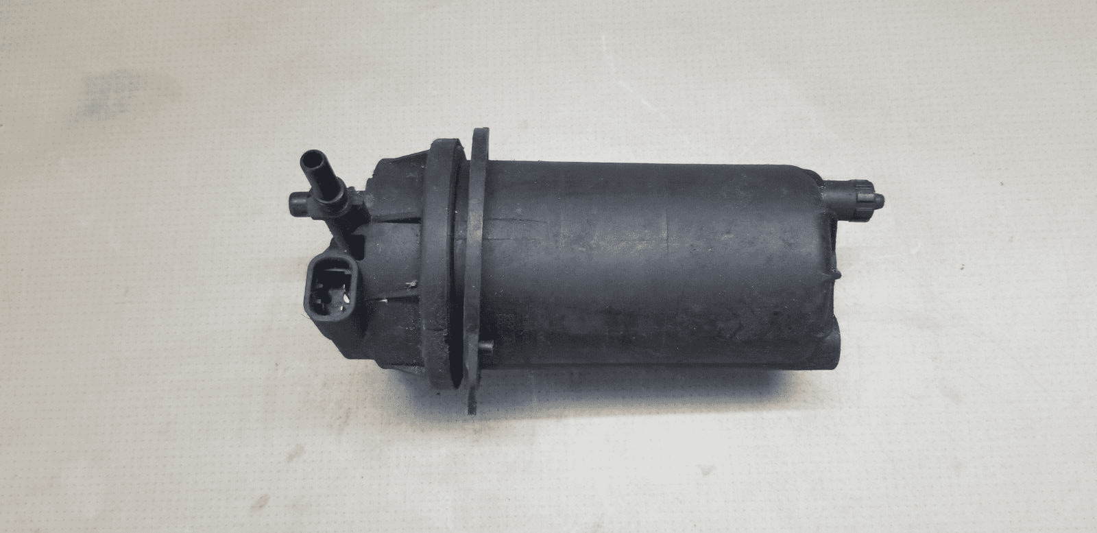 RENAULT TRAFIC 2.0 DIESEL FUEL FILTER HOUSING 8200780972