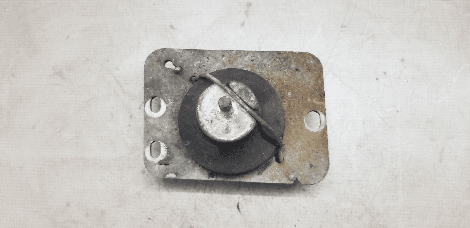 Renault Trafic 2013 Engine Mount 8200411257 - Image 3