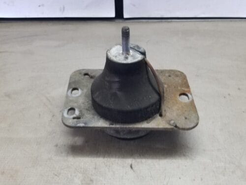 Renault Trafic 2013 Engine Mount 8200411257