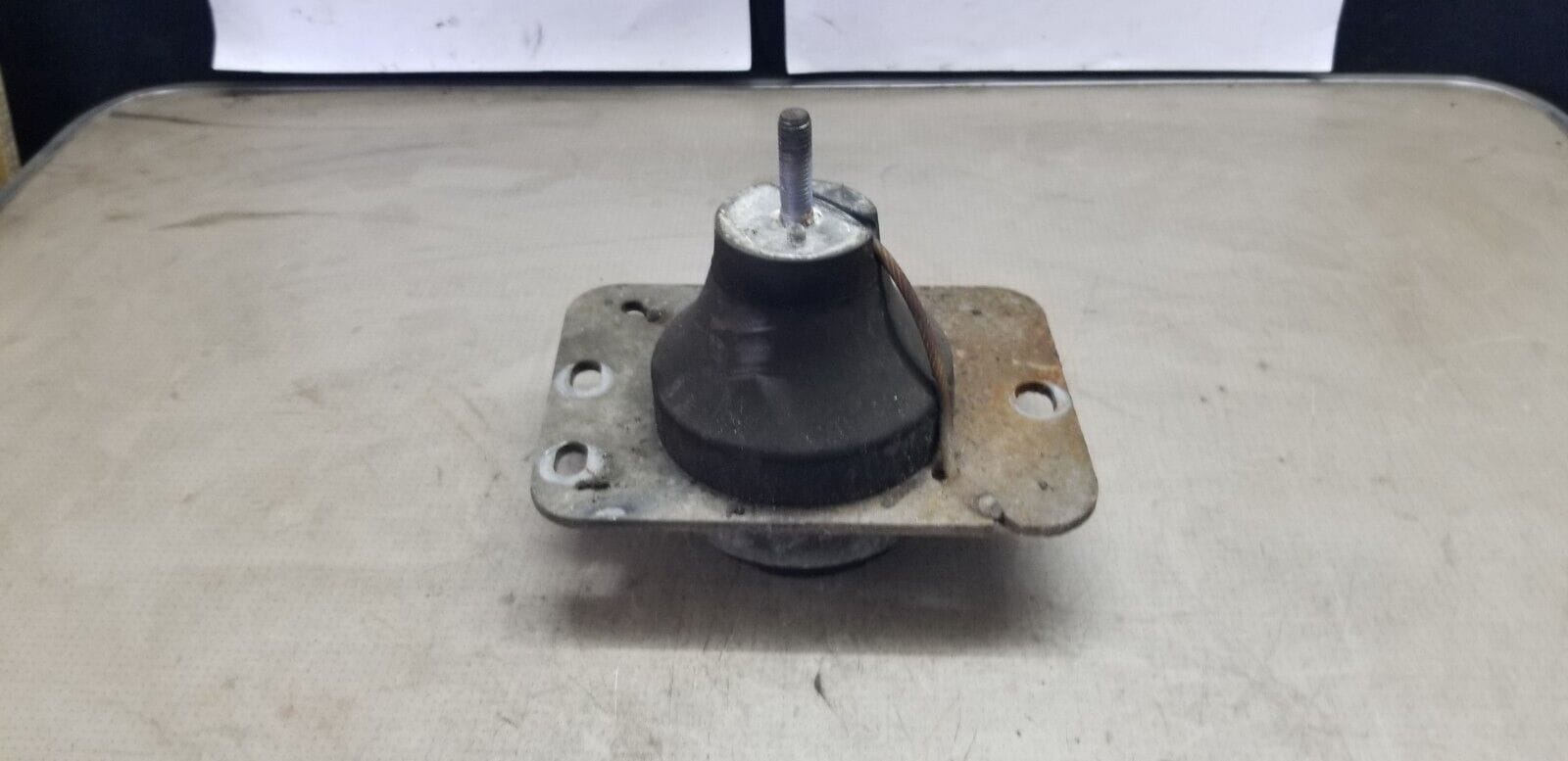 Renault Trafic 2013 Engine Mount 8200411257