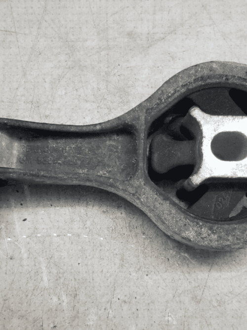 RENAULT TRAFIC MK3 X82 Right Side Engine Mount 93853920 1.6D 2016