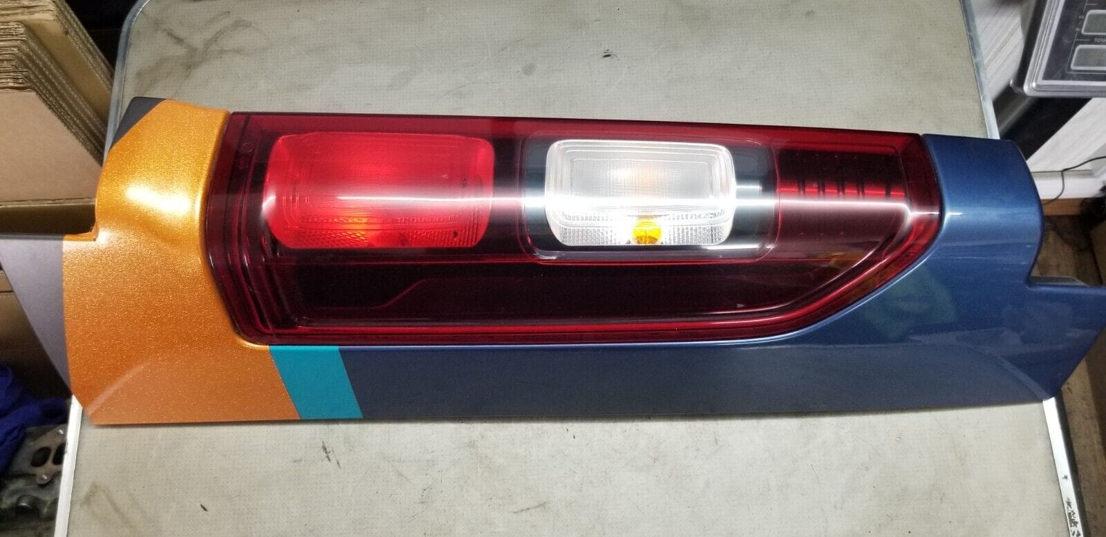 RENAULT TRAFIC VAUXHALL Vivaro 2900 Sportive Cdti Rear Tail Light RIGHT Side - Image 4