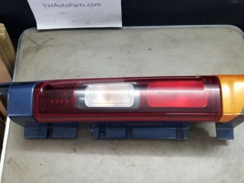RENAULT TRAFIC VAUXHALL Vivaro 2900 Sportive Cdti Rear Tail Light RIGHT Side