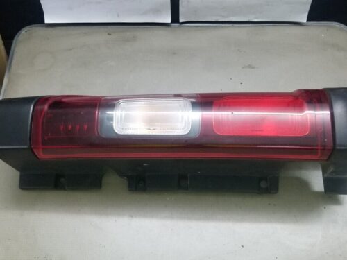 RENAULT TRAFIC VIVARO MK3 2015 DRIVER SIDE REAR TAIL LIGHT O/S/R