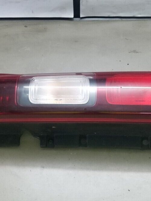 RENAULT TRAFIC VIVARO MK3 2015 DRIVER SIDE REAR TAIL LIGHT O/S/R