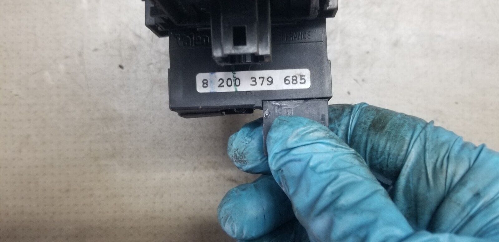 Renault Master MK3 2015 Headlight Adjustment Switch Panel - Image 4