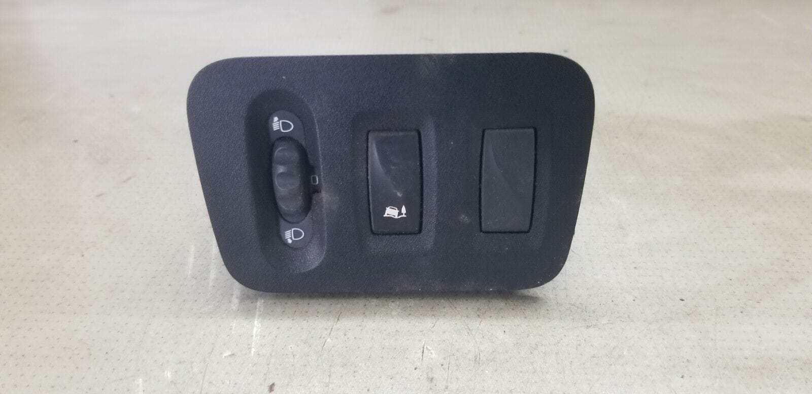 Renault Master MK3 2015 Headlight Adjustment Switch Panel