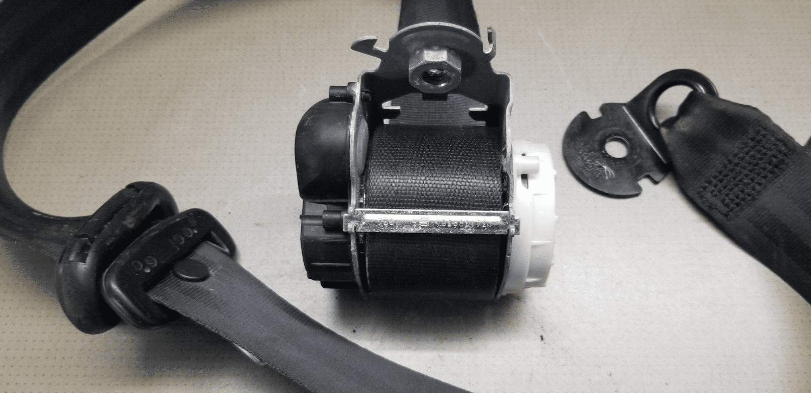 Renault Trafic MK3 2015-19 Vivaro B NV300 Front Passenger Seat Belt 868843513R - Image 3