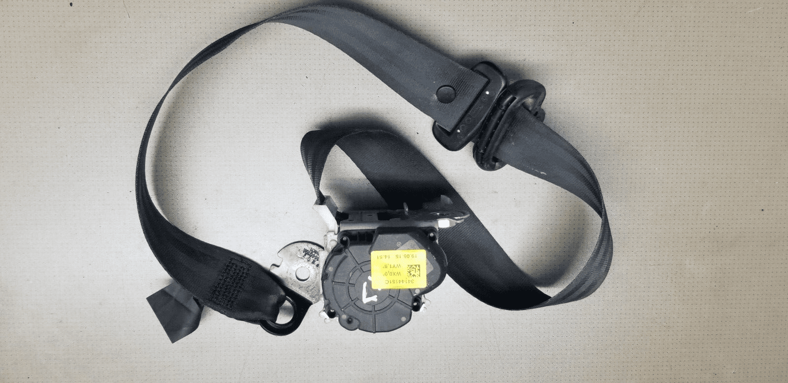 Renault Trafic MK3 2015-19 Vivaro B NV300 Front Passenger Seat Belt 868843513R - Image 4