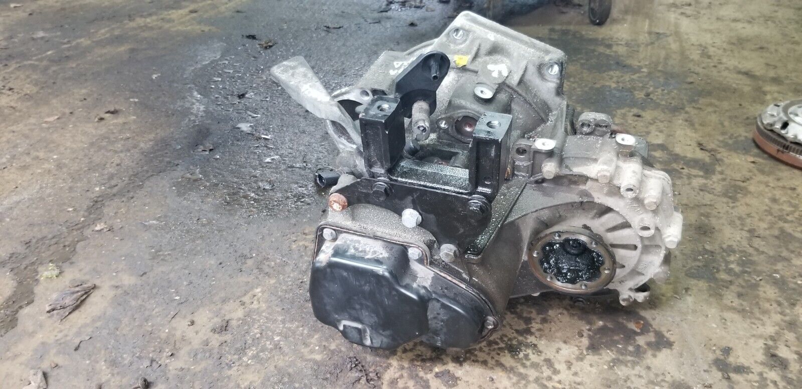 5-speed manual transmission removed from Skoda Rapid 2016