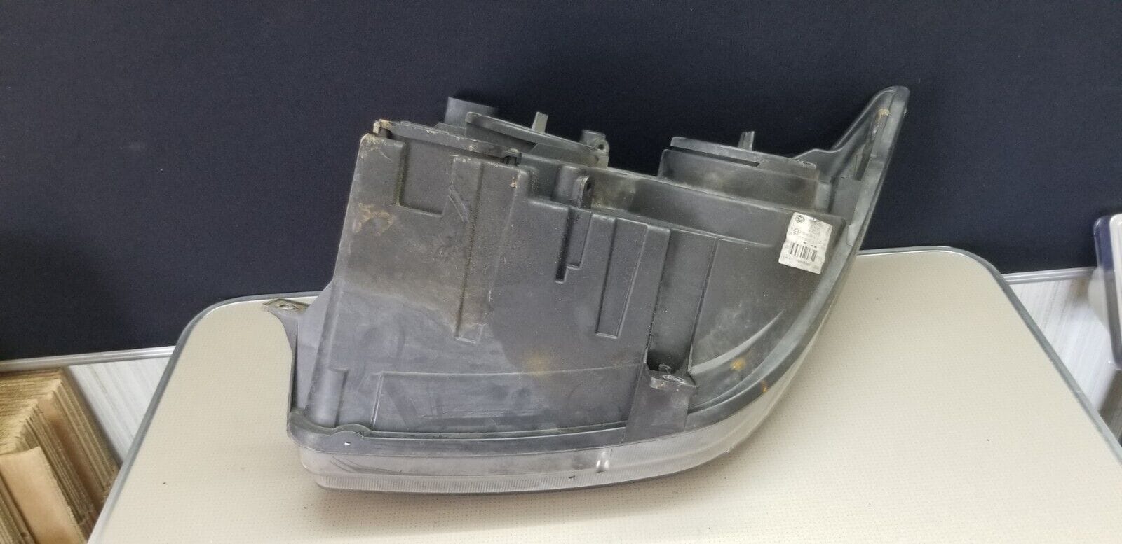 Used Volkswagen Crafter Headlight Left Hand HVW9068200361 2006-2017 - Image 3
