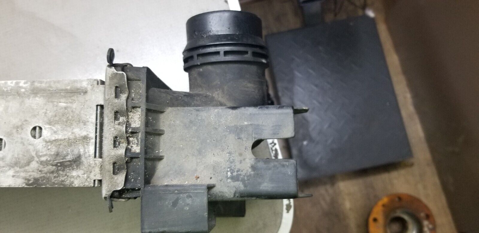 VAUXHALL VIVARO INTERCOOLER 2015 1.6L DIESEL - Image 6