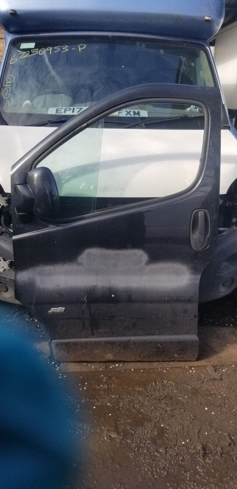 VAUXHALL VIVARO TRAFIC PRIMASTAR DOOR FRONT PASSENGER SIDE 2007-2014