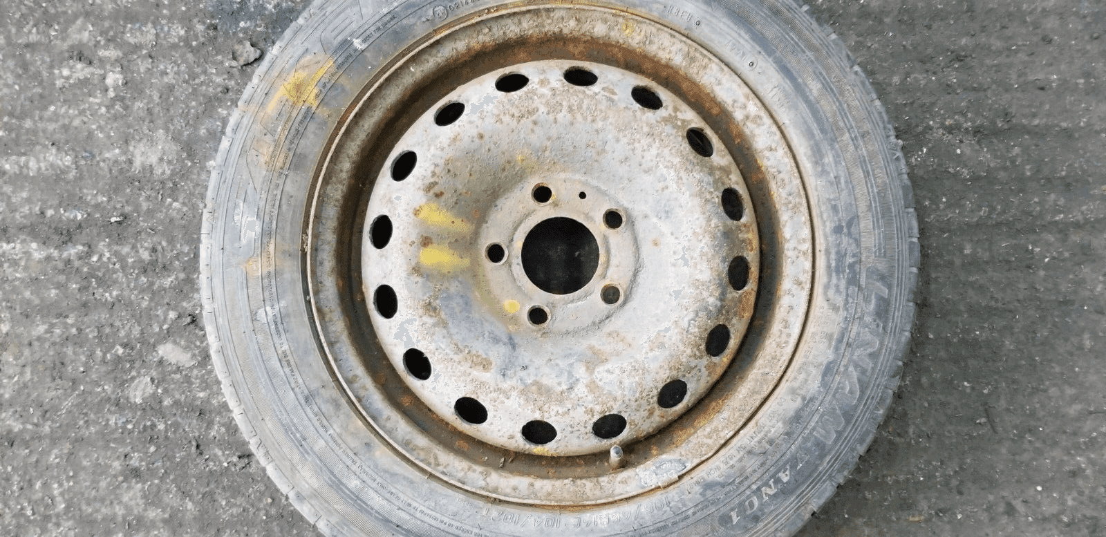 VAUXHALL VIVARO WHEEL & TYRE 195 65R 16C - Image 3