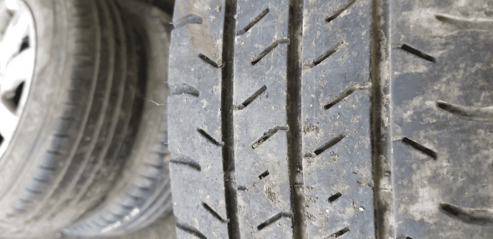 VAUXHALL VIVARO WHEEL & TYRE 195 65R 16C - Image 8