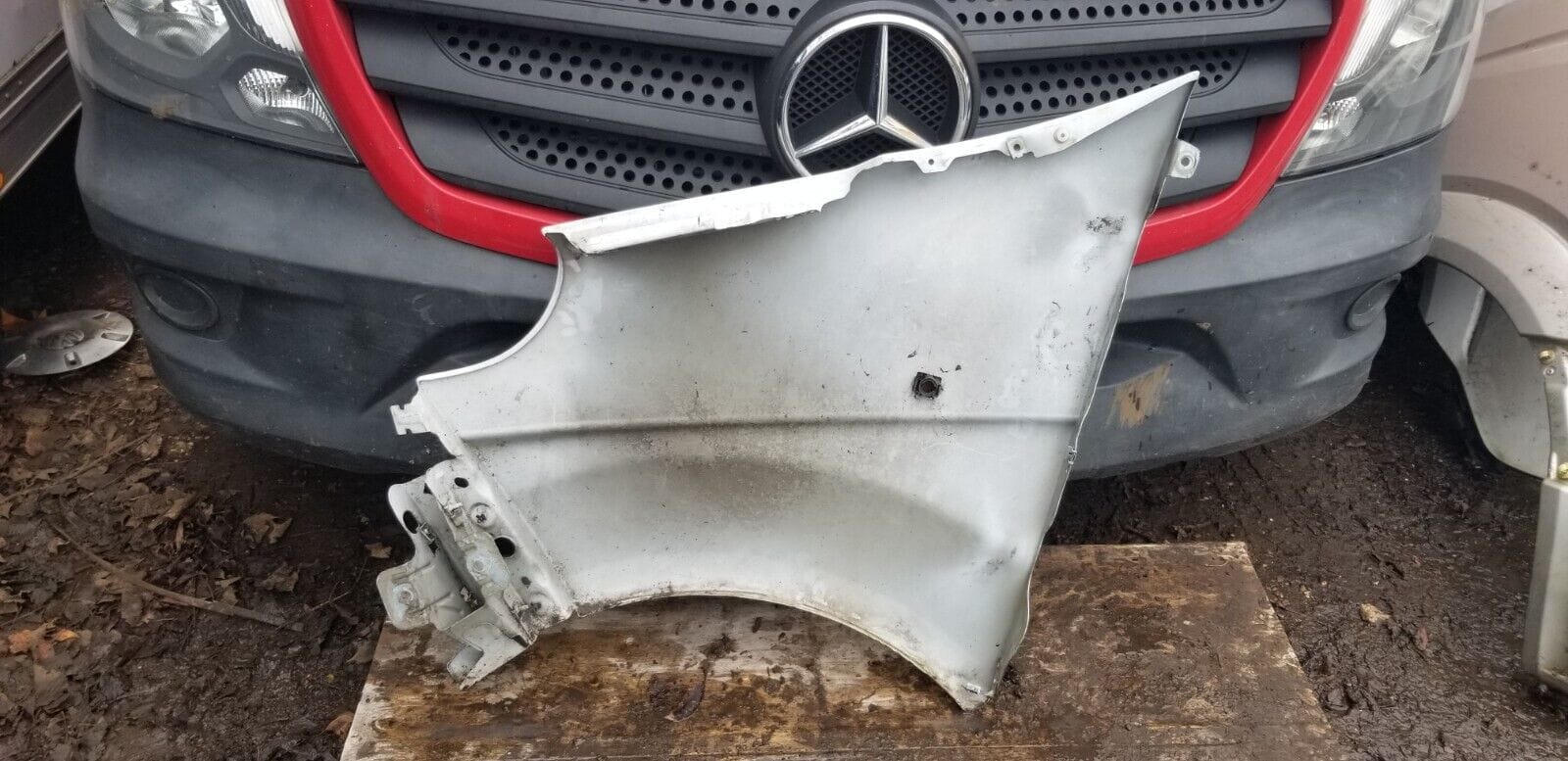 VAUXHALL VIVARO Wing Panel Drivers Side 2010 Diesel - Image 3