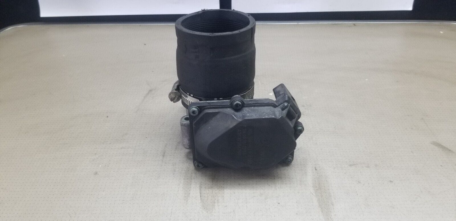 Volkswagen Crafter Throttle Body Assembly 2014 2.0 Diesel 03L128063S |O