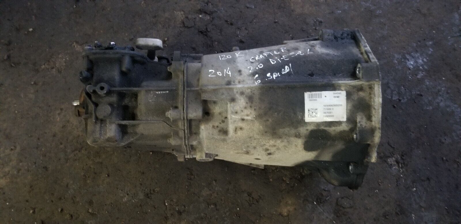 VW Crafter 2.0 TD 6-Speed Manual Gearbox HVW9062606000 - Front View