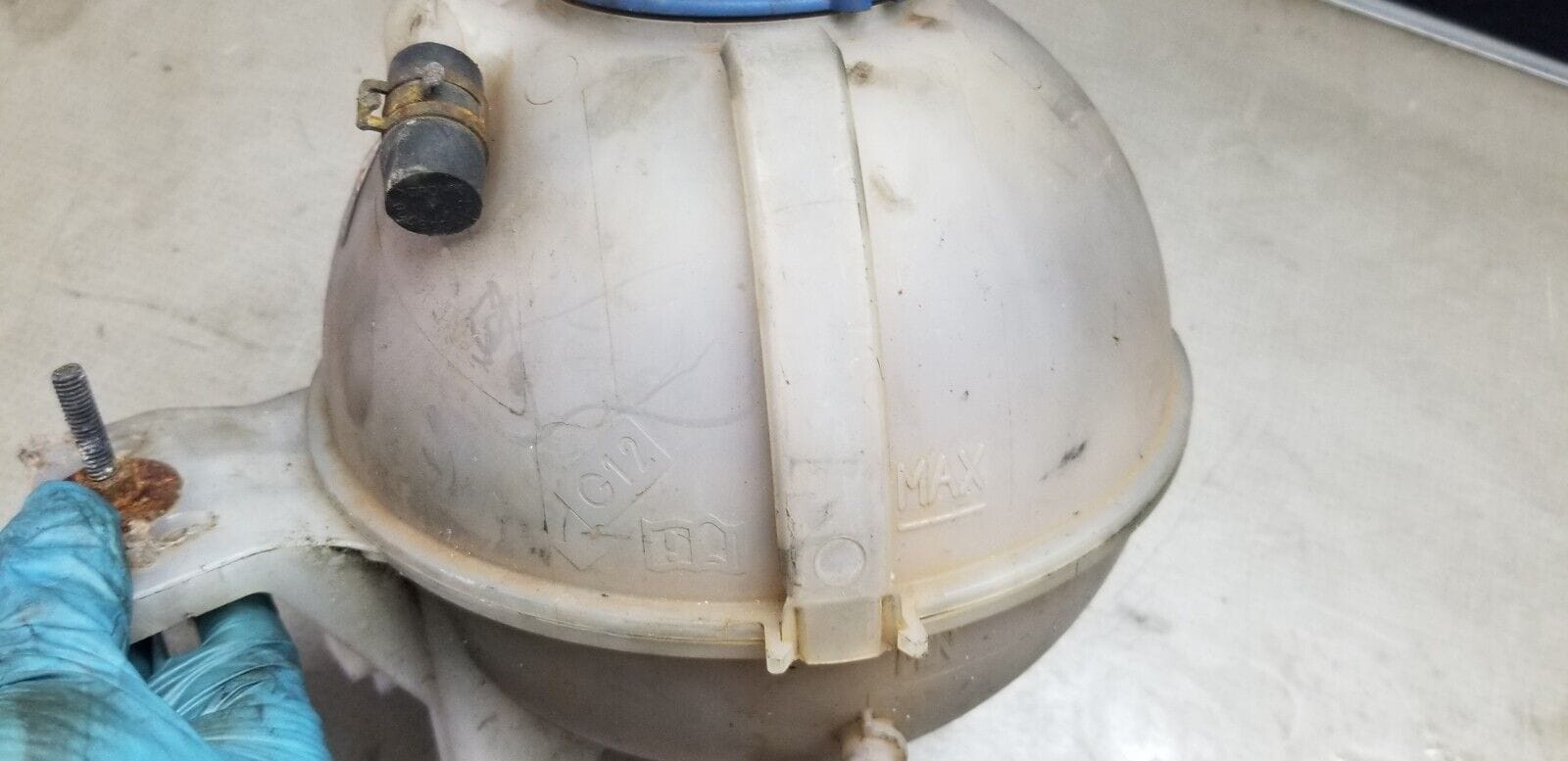 VW CRAFTER 2.0 TD EXPANSION TANK HVW9065010103 2013 - Image 3