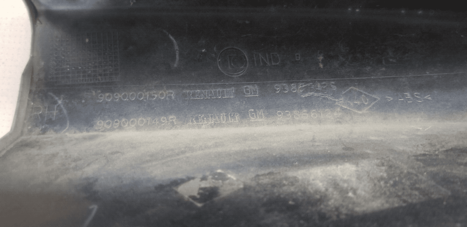 Vauxhall Vivaro / Traffic Drivers Rear Upper Corner Trim 93856124 909000149R - Image 6