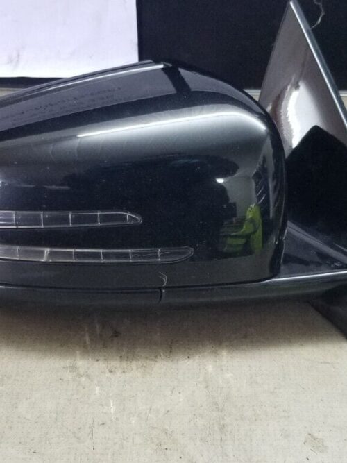 Black E-Class wing mirror with housing for driver side