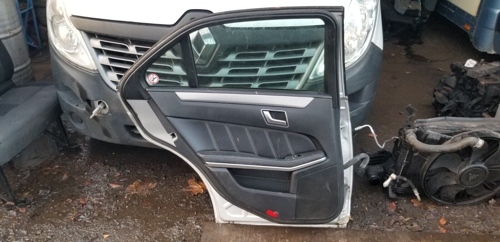 2014 MERCEDES E CLASS 212 4 Door Saloon Silver N/S Passenger Left Rear Door - Image 3