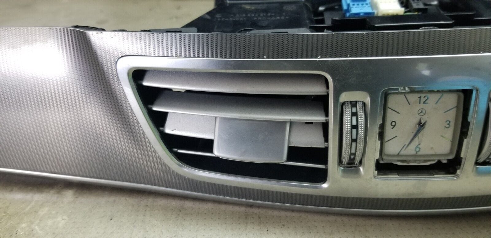 2014 MERCEDES E CLASS DASHBOARD TRIM AND VENTS A212680XX93 - Image 5