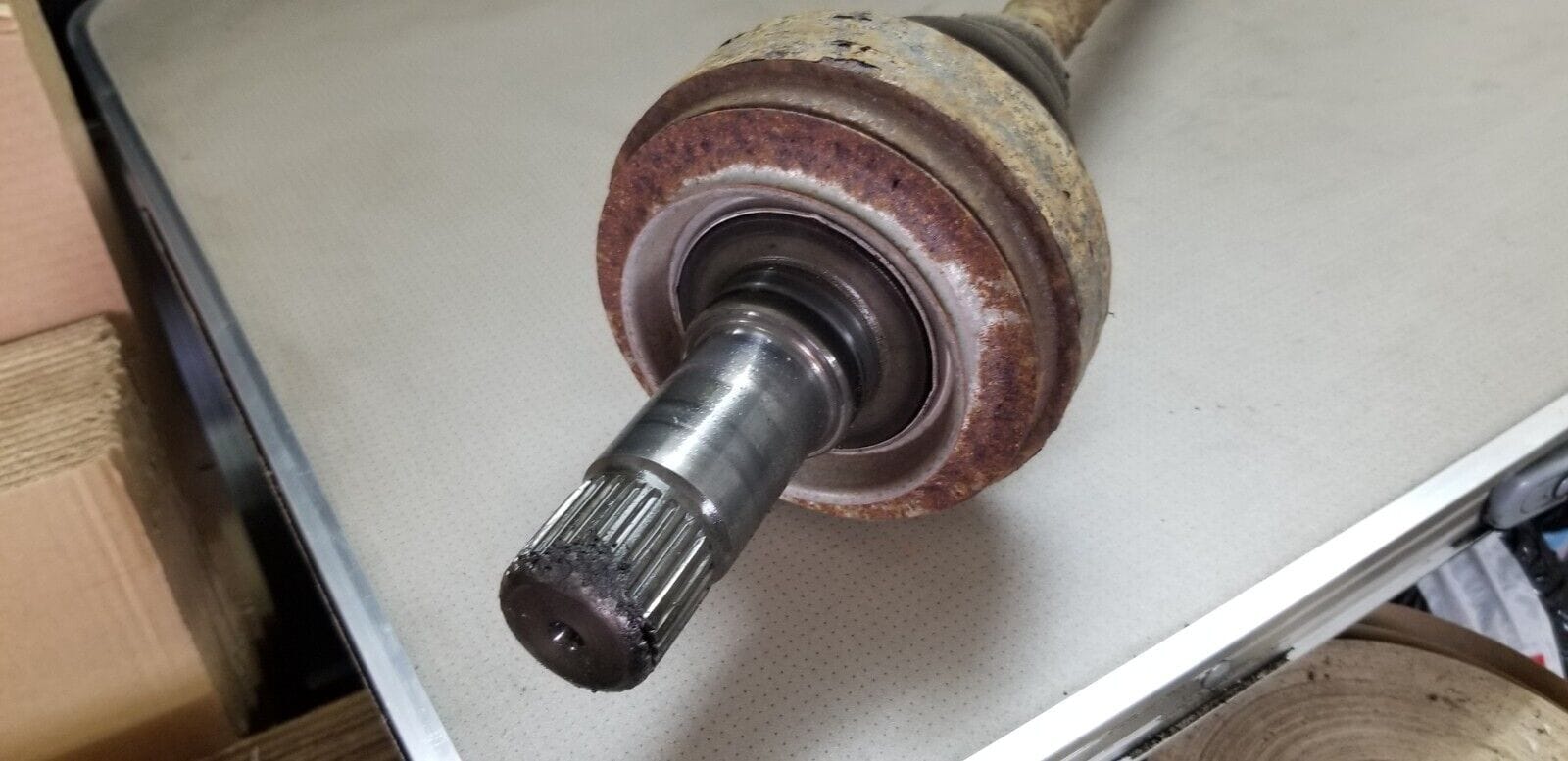 2014 Mercedes Vito W639 Rear Axle Output Drive Shaft Manual Transmission - Image 3