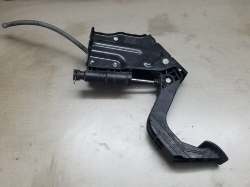 2015 Mercedes Benz Sprinter 2,2 Manual Clutch Pedal A9062900212 |O