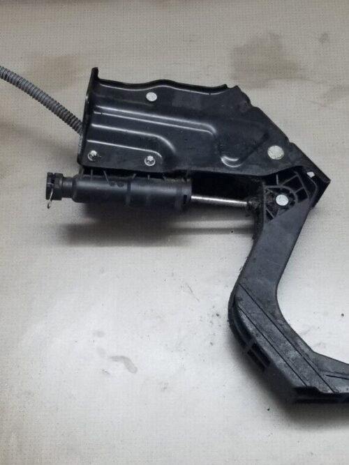 2015 Mercedes Benz Sprinter 2,2 Manual Clutch Pedal A9062900212 |O