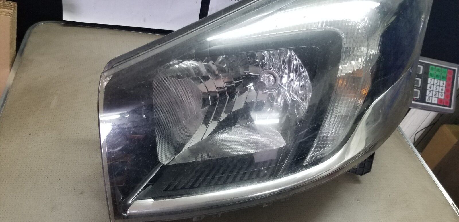 2015 Vauxhall Vivaro X82 Headlight LH Passenger Side 260603220R - Image 4