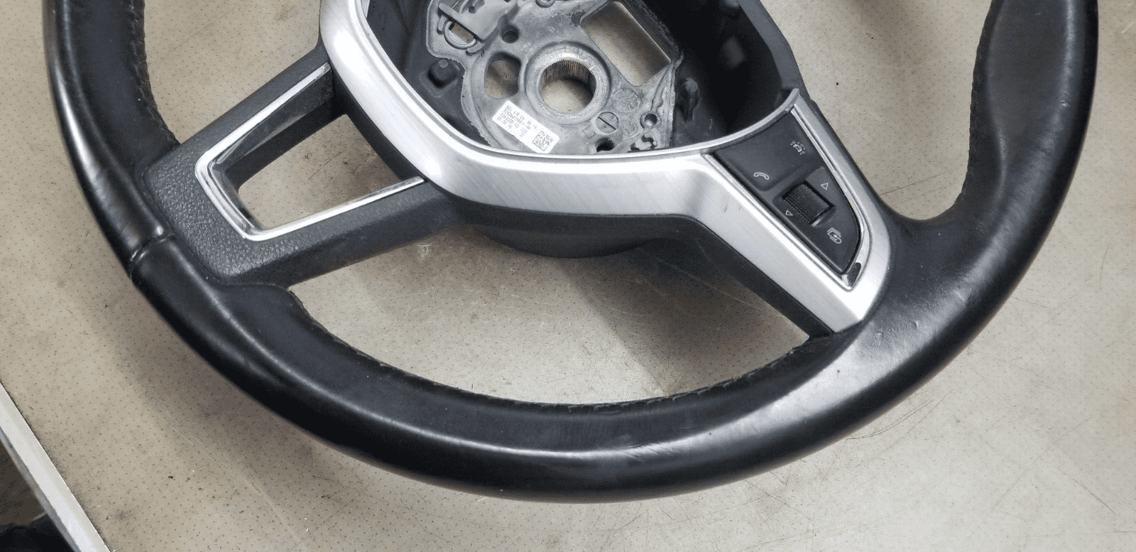 2016 Genuine Skoda Rapid Leather Multifunction Switch Steering Wheel 5E0419091BE - Image 6